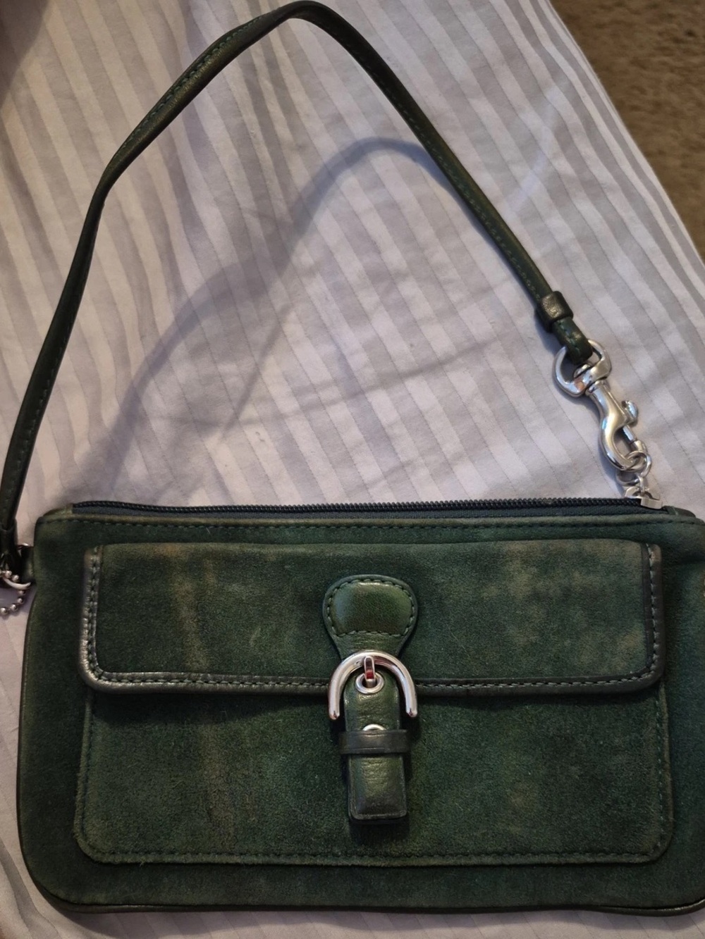 Coach Soho Emerald Green Suede Wristlet Clutch - Picture 4 of 4